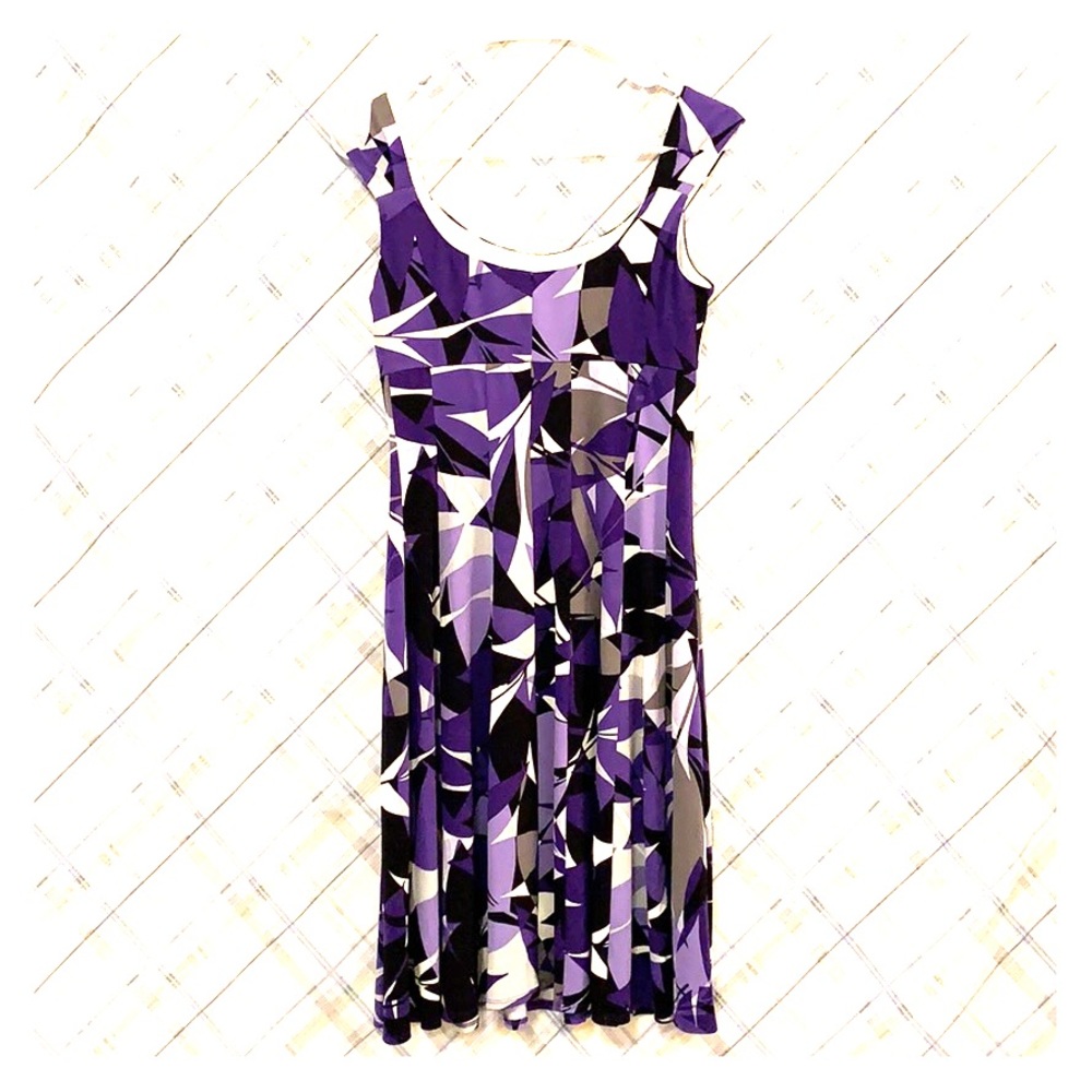 Gorgeous purple/white dress